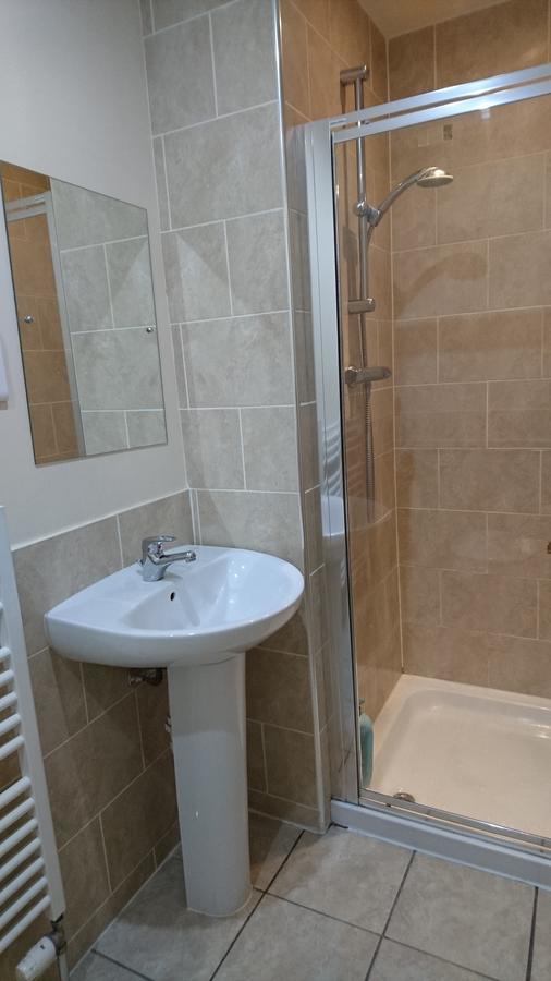 Crown Luxury Serviced Apartment Инвернес Екстериор снимка