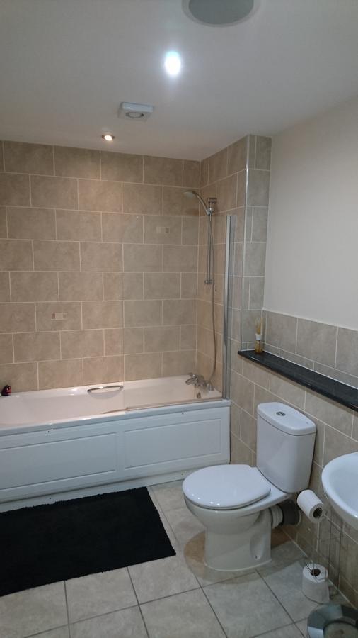 Crown Luxury Serviced Apartment Инвернес Екстериор снимка